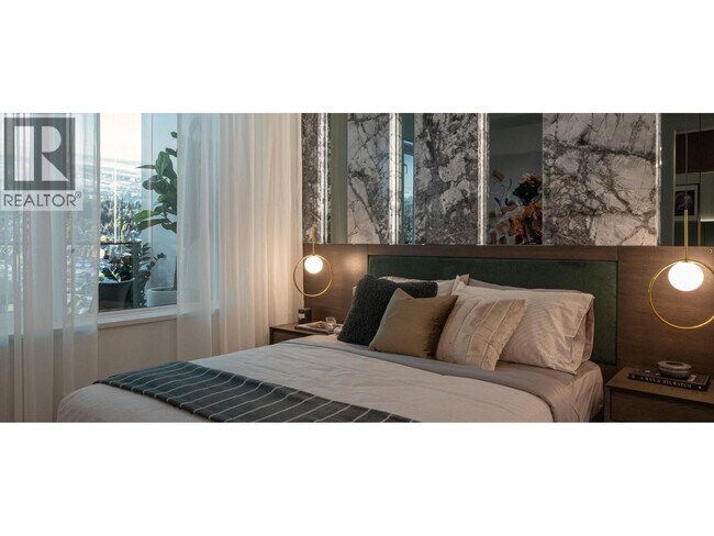 Photo du bâtiment - 6468 Willingdon Ave