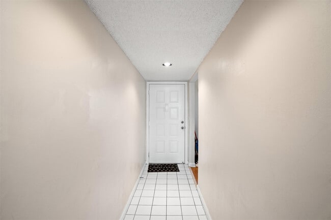 Foto del edificio - 9783 N Belfort Cir