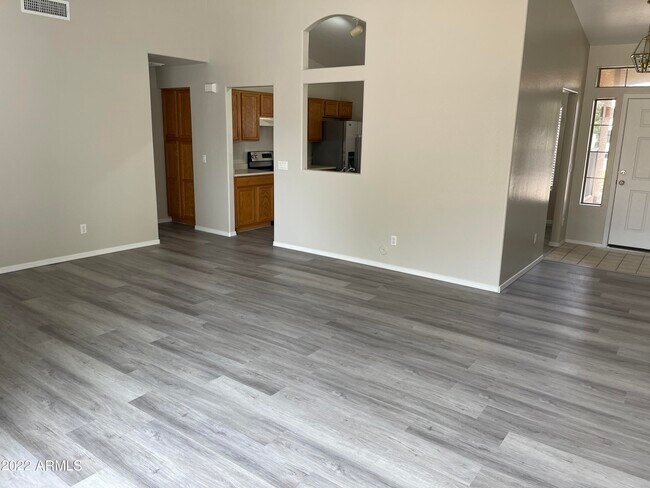 Building Photo - 2602 S 80th Ave
