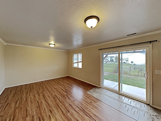Building Photo - 2258 S 2775 W
