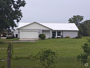 Building Photo - 520 Atz Rd