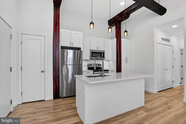 Photo - 2045 Trenton Ave Apartment