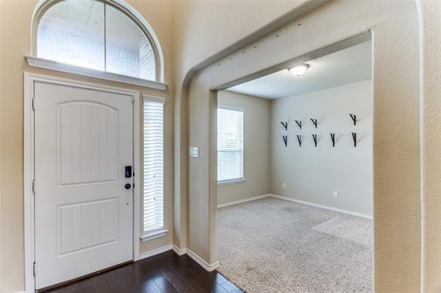 Building Photo - 1826 Creekwood Dr