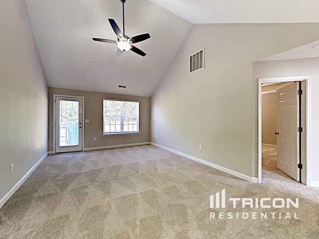Foto del edificio - 416 Leecrest Dr