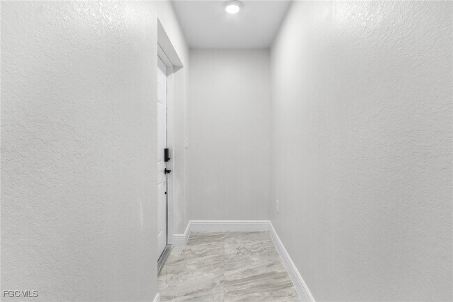 Foto del edificio - 903 Albany Ave