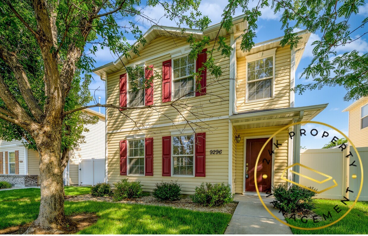 Foto principal - 9296 W Mossywood Dr