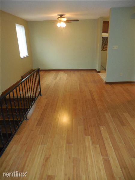 Building Photo - 143 Oak Manor Pl