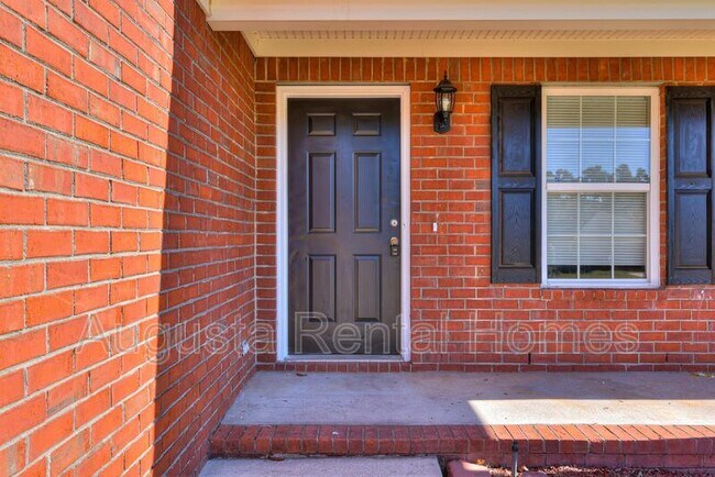 Foto del edificio - 3510 Tullocks Hill Dr