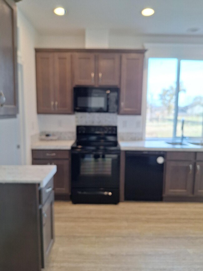 Foto del edificio - 21226 Hwy 175