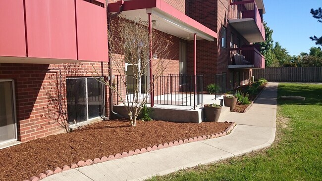Entrée principale et jardins - 11 Wellington Road 124