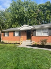 Building Photo - 3211 Mid Dale Ln