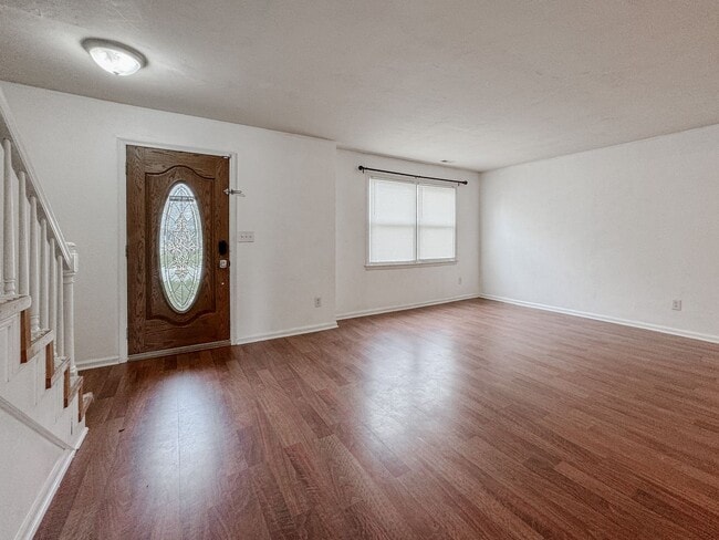 Building Photo - 3901 Quartz Ln