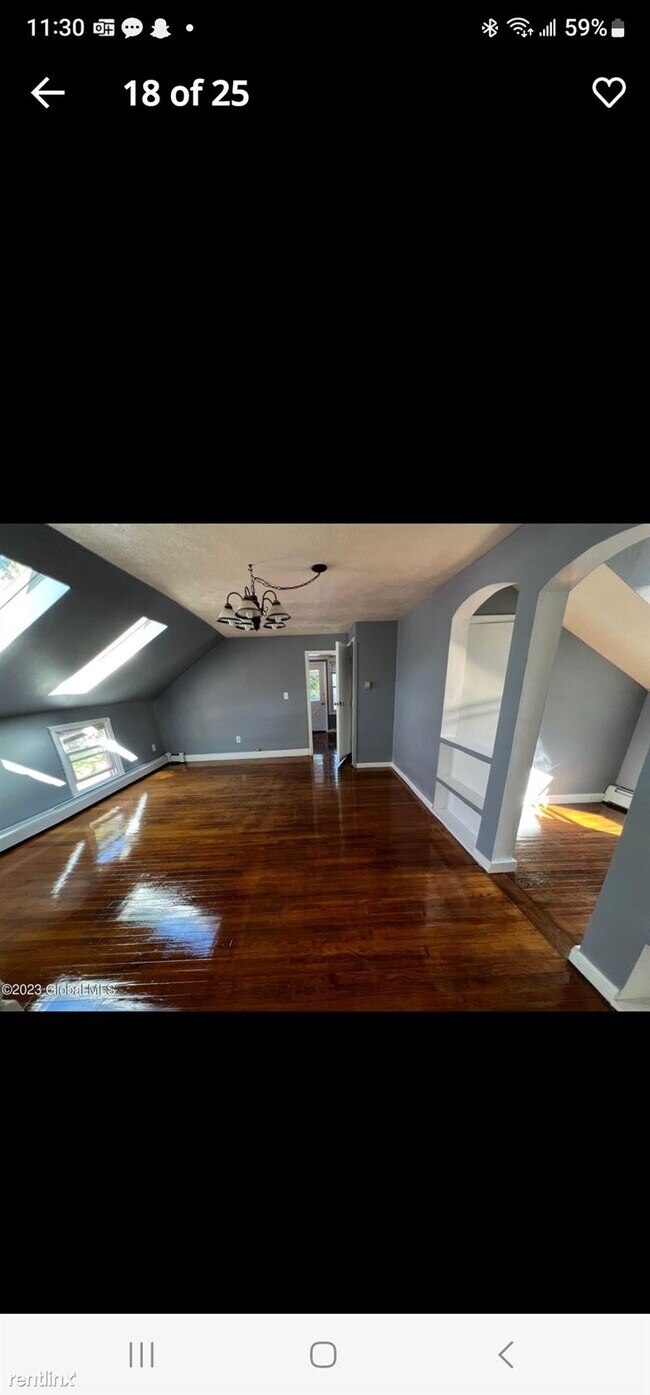 Building Photo - 2 br, 1 bath Duplex - 1845 Highland Avenue...