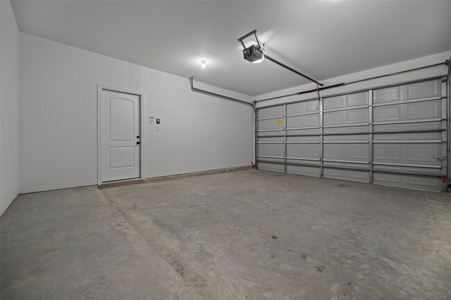 Foto del edificio - 1067 St Clair St