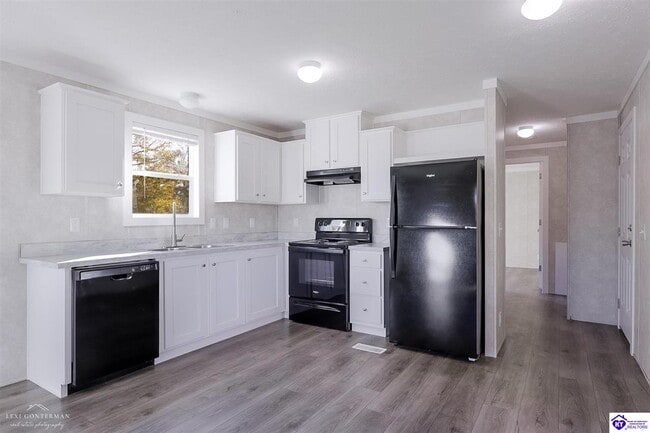 Foto del edificio - 105 Hastings Dr