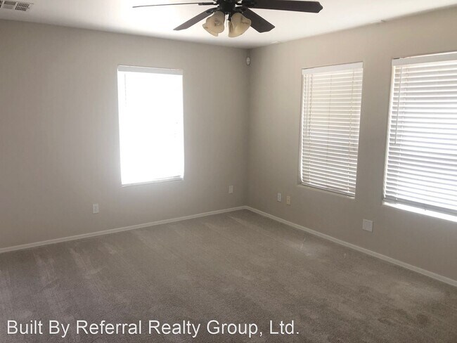 Building Photo - 4 br, 2.5 bath House - 4321 E Rousay Dr