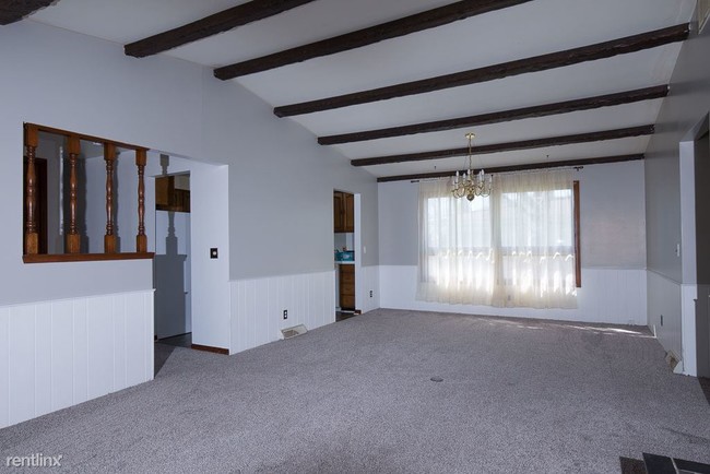 Building Photo - 3 br, 2 bath House - 204 Degurse Ave