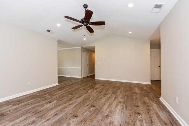 Foto del edificio - 3932 Rock Creek Dr
