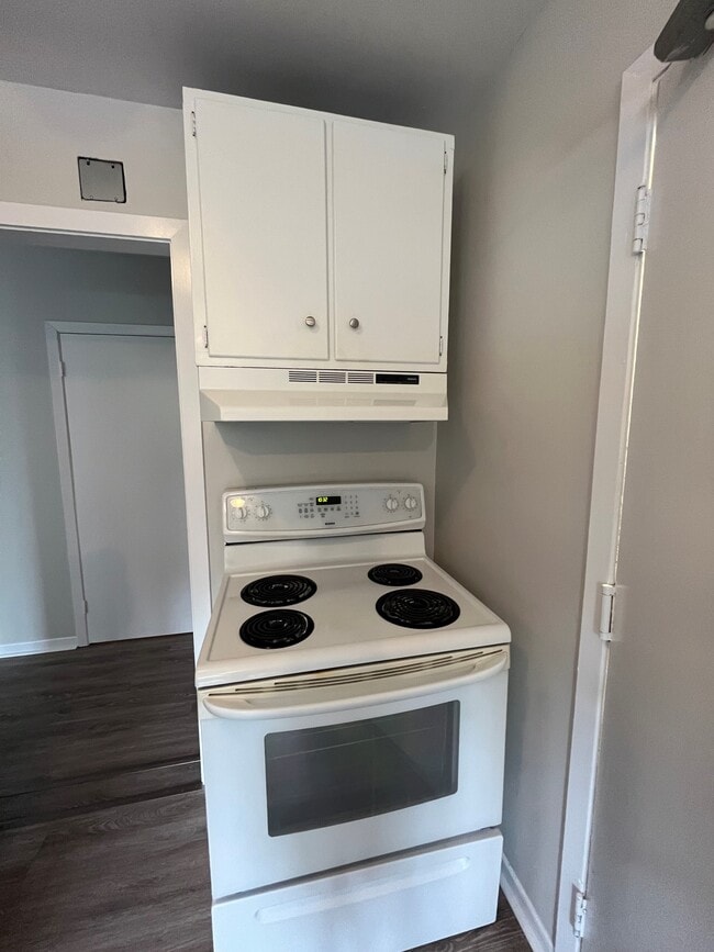 Building Photo - 22 High St