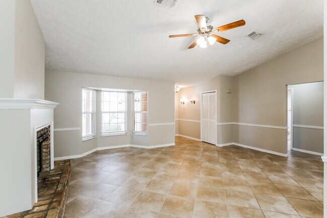 Foto del edificio - 222 SW Starflower Ave