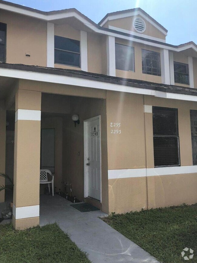 Building Photo - 2295 SW 80th Terrace