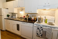 1 bedroom kitchen - Willow Creek Apartments