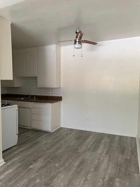 Building Photo - 5511 Corteen Pl