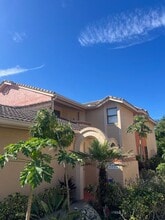 Building Photo - 7757 Sugar Bend Dr