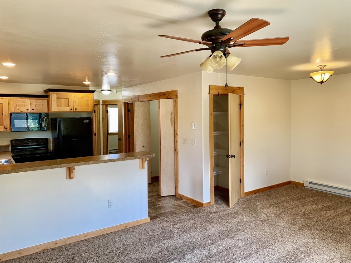 1220 Laurel St Unit 1, Helena, MT 59601 Apartment for Rent in Helena