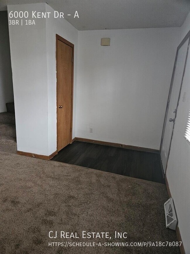 Foto del edificio - 6000 N Kent Dr