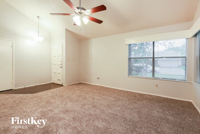 Building Photo - 3048 Walnut Springs Drive
