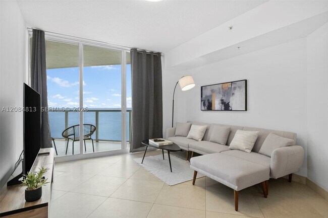 Foto del edificio - 16699 Collins Ave