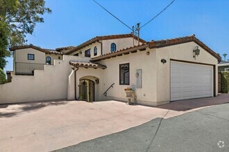 Building Photo - 1609 S Ola Vista