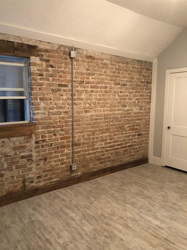 138 W Maud Ave Unit 2, Mendenhall, MS 39114 Apartments in Mendenhall