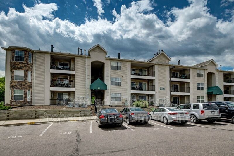 12158 W Dorado Pl Unit 307, Littleton, CO 80127 Condo for Rent in Littleton, CO