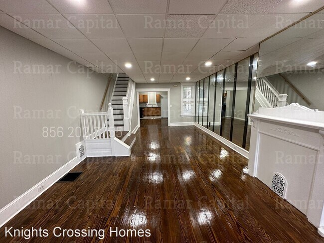 Building Photo - 3 br, 1 bath House - 858 Mt. Ephraim Ave