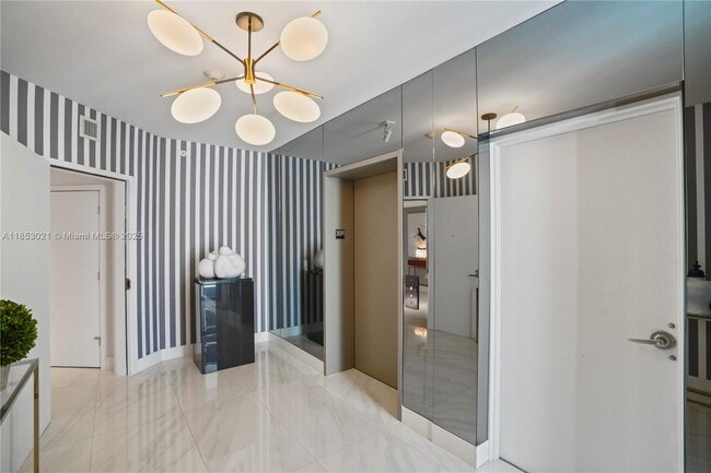 Foto del edificio - 16385 Biscayne Blvd