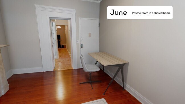 Foto del edificio - Room in Shared 3 bed/2 bath home
