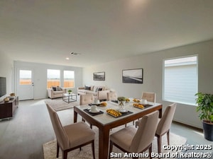 Foto del edificio - 1846 Musk Rose