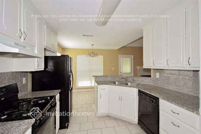 Building Photo - 108 Bugle Way