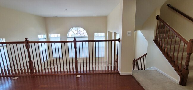 Building Photo - BEAUTIFUL CONDO TOWNHOUSE IN CENTREVILLE -...