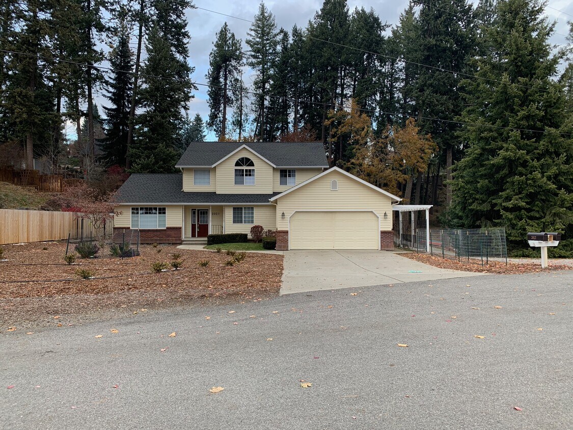 2021 E Avondale Ln, Hayden, ID 83835 House Rental in Hayden, ID