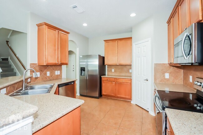 Building Photo - 4914 Forest Hurst Dr