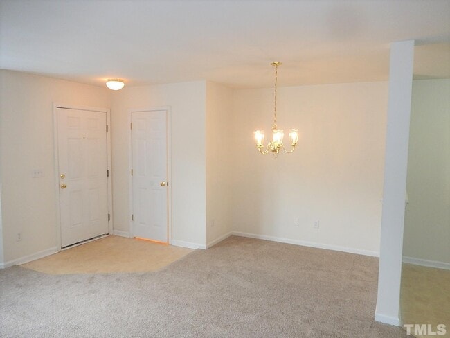 Building Photo - 3020 Barrymore St