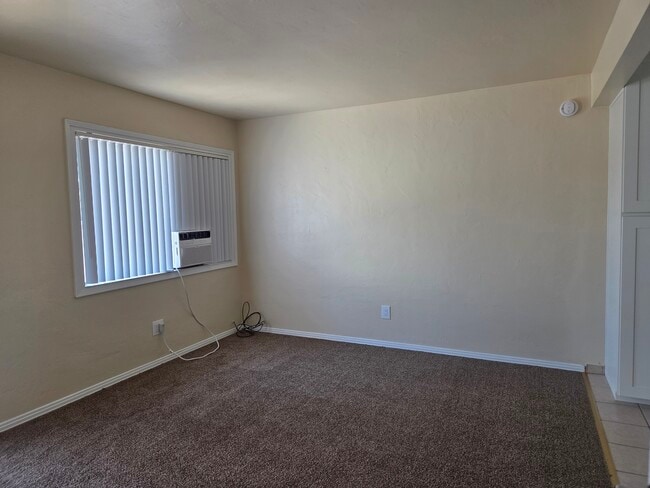 Living Room - 318 W Cypress Ave