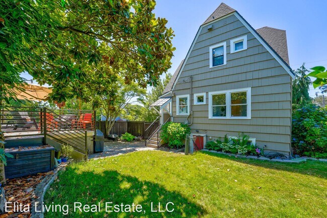 Building Photo - 4 br, 2 bath House - 3234 14th Ave S
