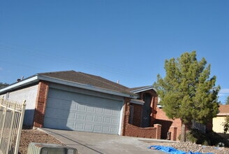 Building Photo - 321 Arisano Dr