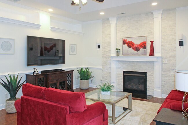 Foto del edificio - 7 Rockbrook Dr