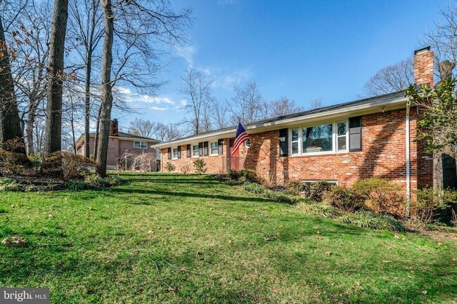 Foto del edificio - 6608 Spring Valley Dr