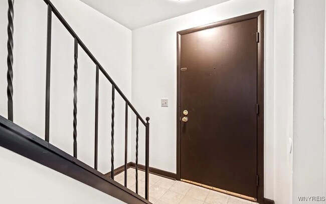 Foto del edificio - 313 Kaymar Dr